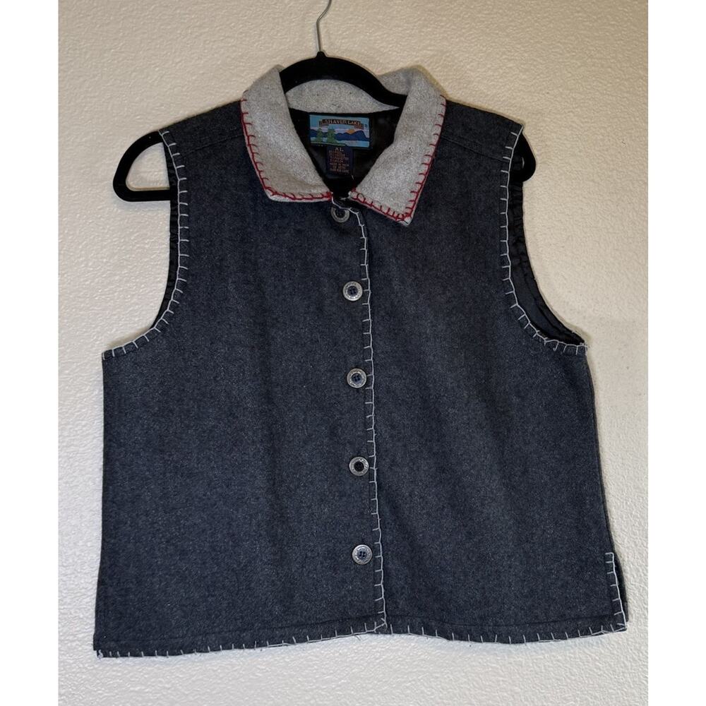 Vintage Silverleaf Size Medium 12/14 Black White Floral Cardigan Button